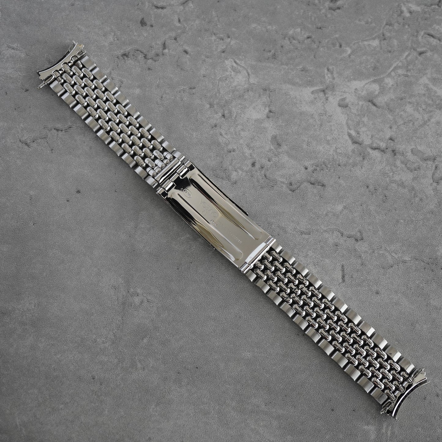 OMEGA BRACELET POLISHING 1036 FF511