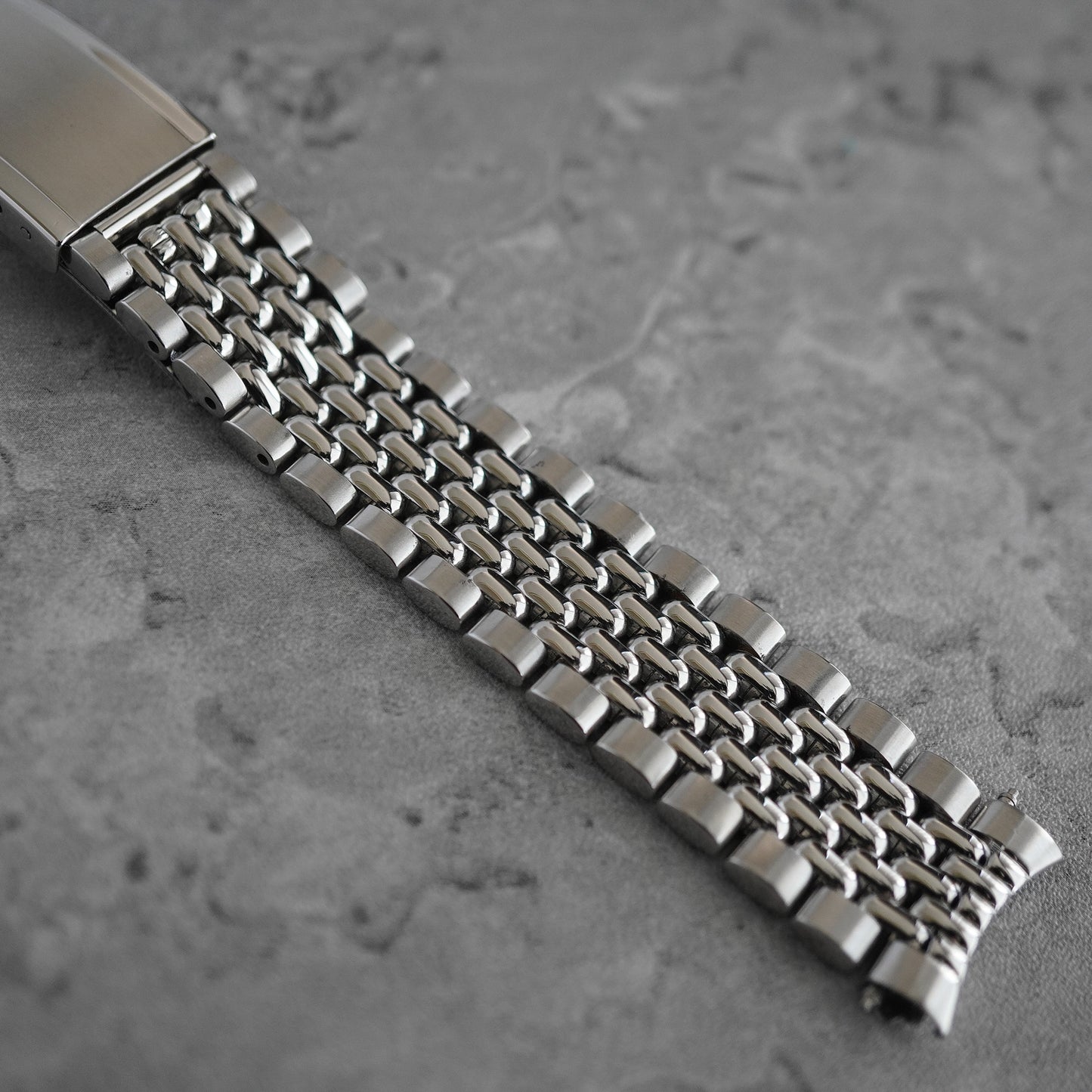 OMEGA BRACELET POLISHING 1036 FF511