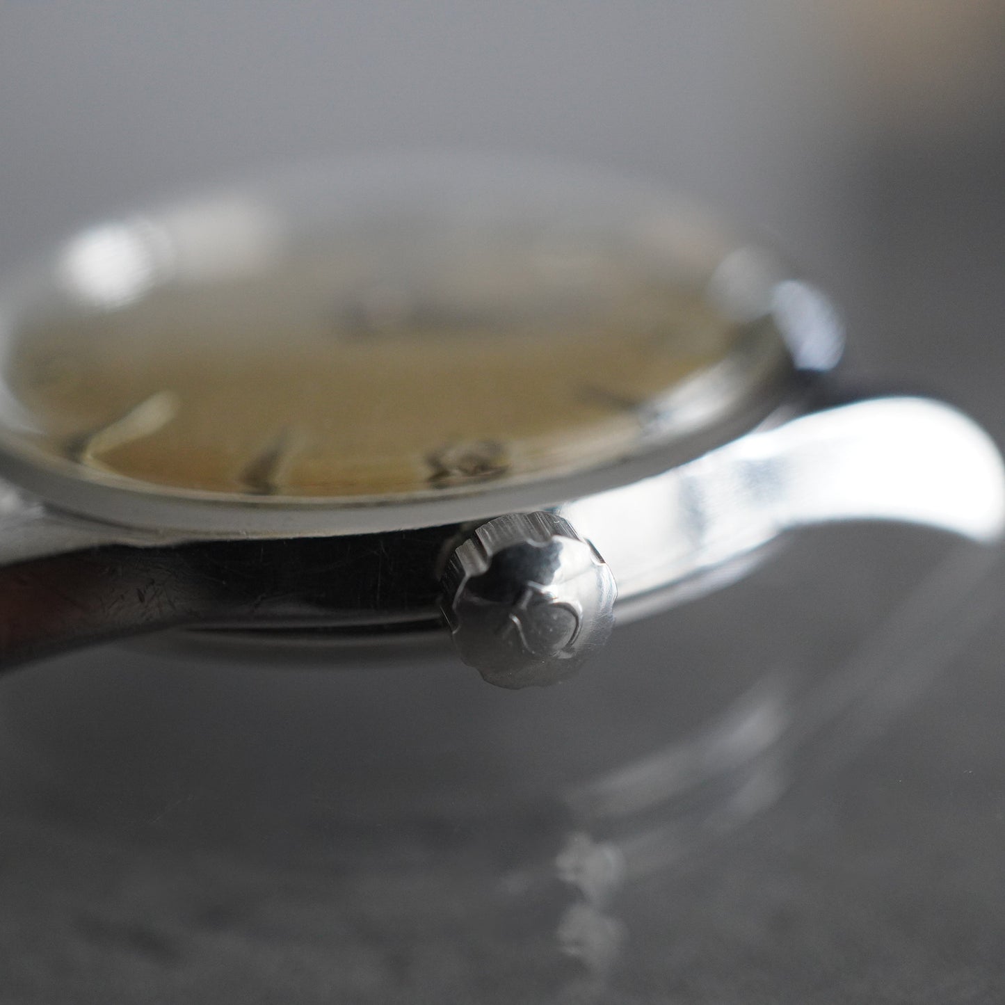 OMEGA REF.  Y6042