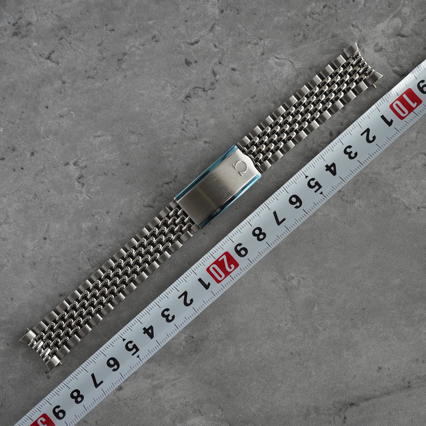 OMEGA BRACELET 020ST3010 000 NOS FF511