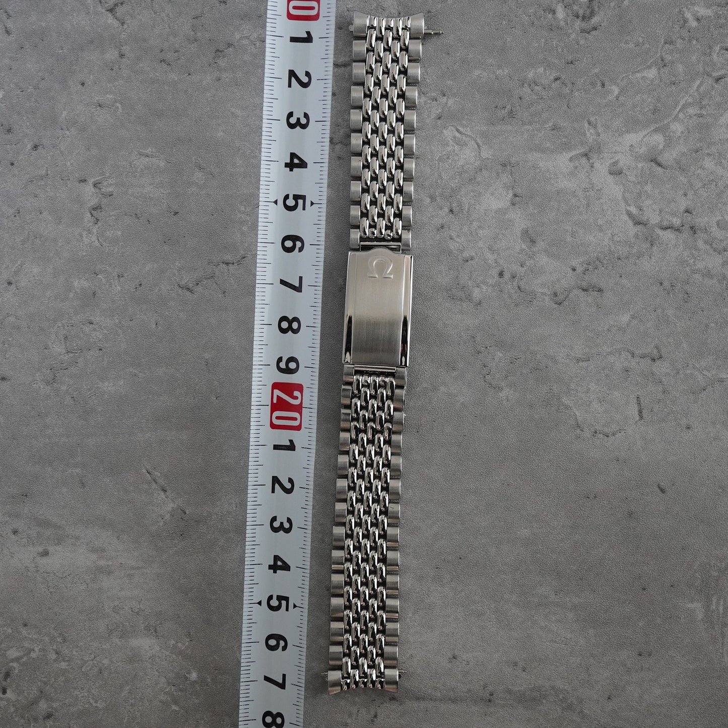 OMEGA BRACELET POLISHING  1036 FF511
