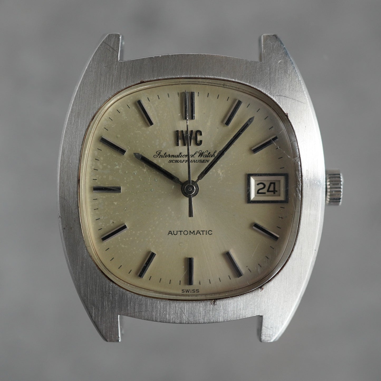 IWC TV Screen Car. 8541B
