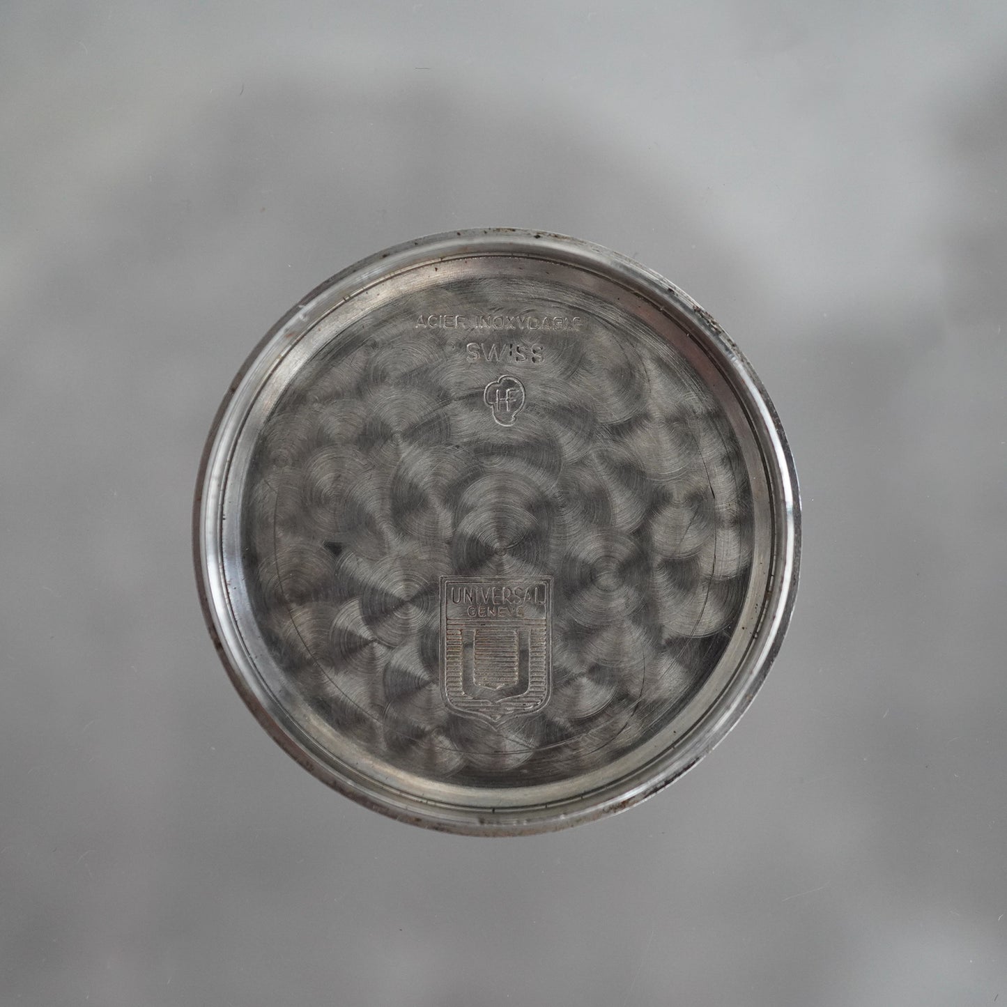 UNIVERSAL GENEVE Polerouter Date Microtor Cal 215-2