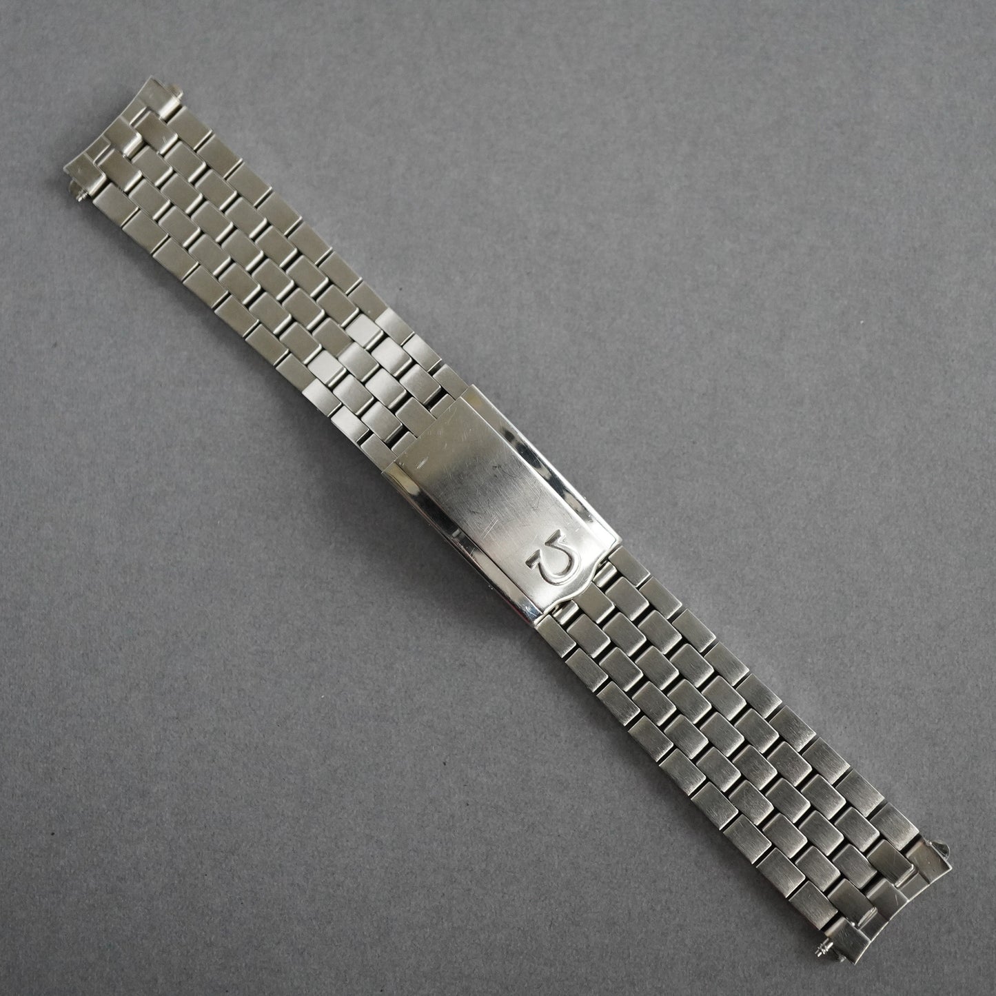 OMEGA Bracelet REF. 1040 FF518