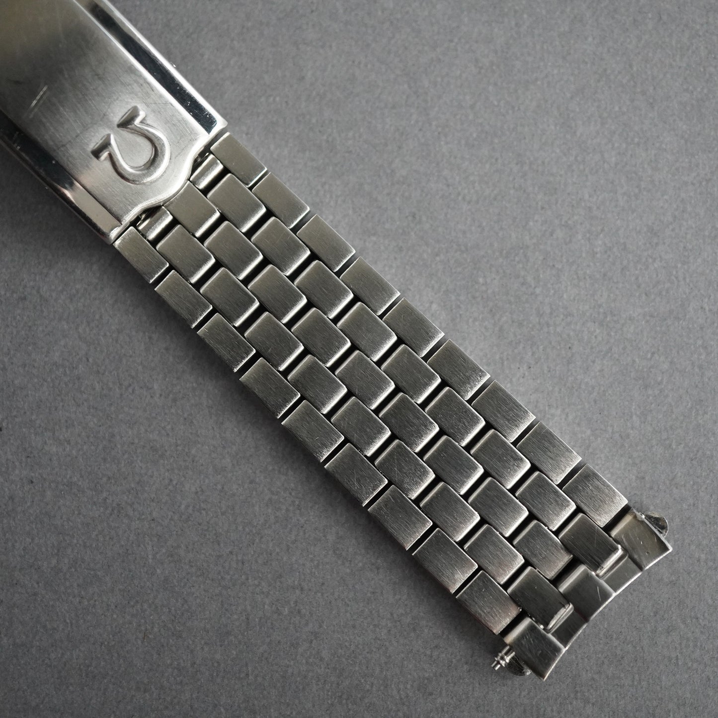OMEGA Bracelet REF. 1040 FF518