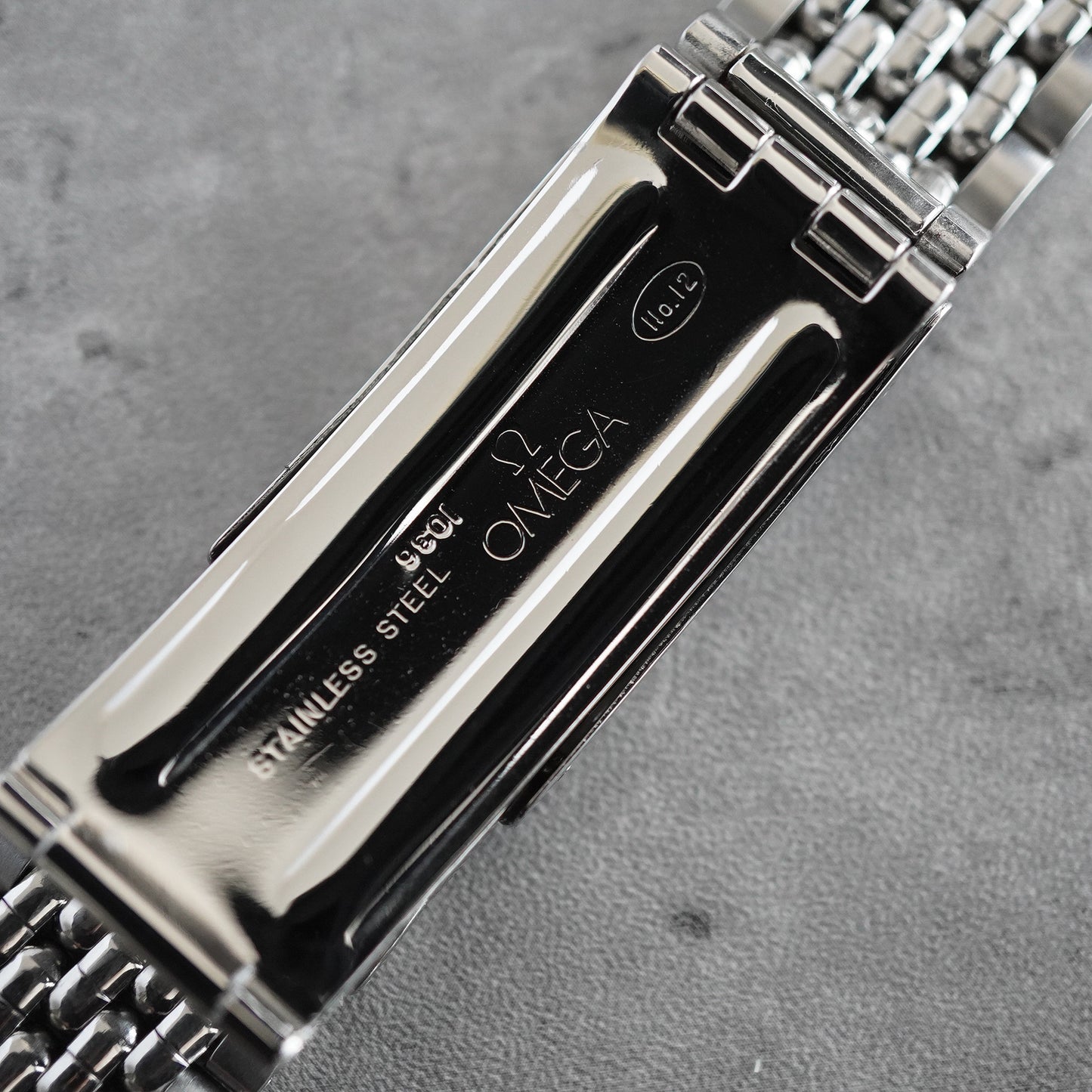 OMEGA BRACELET POLISHING  1036 FF511