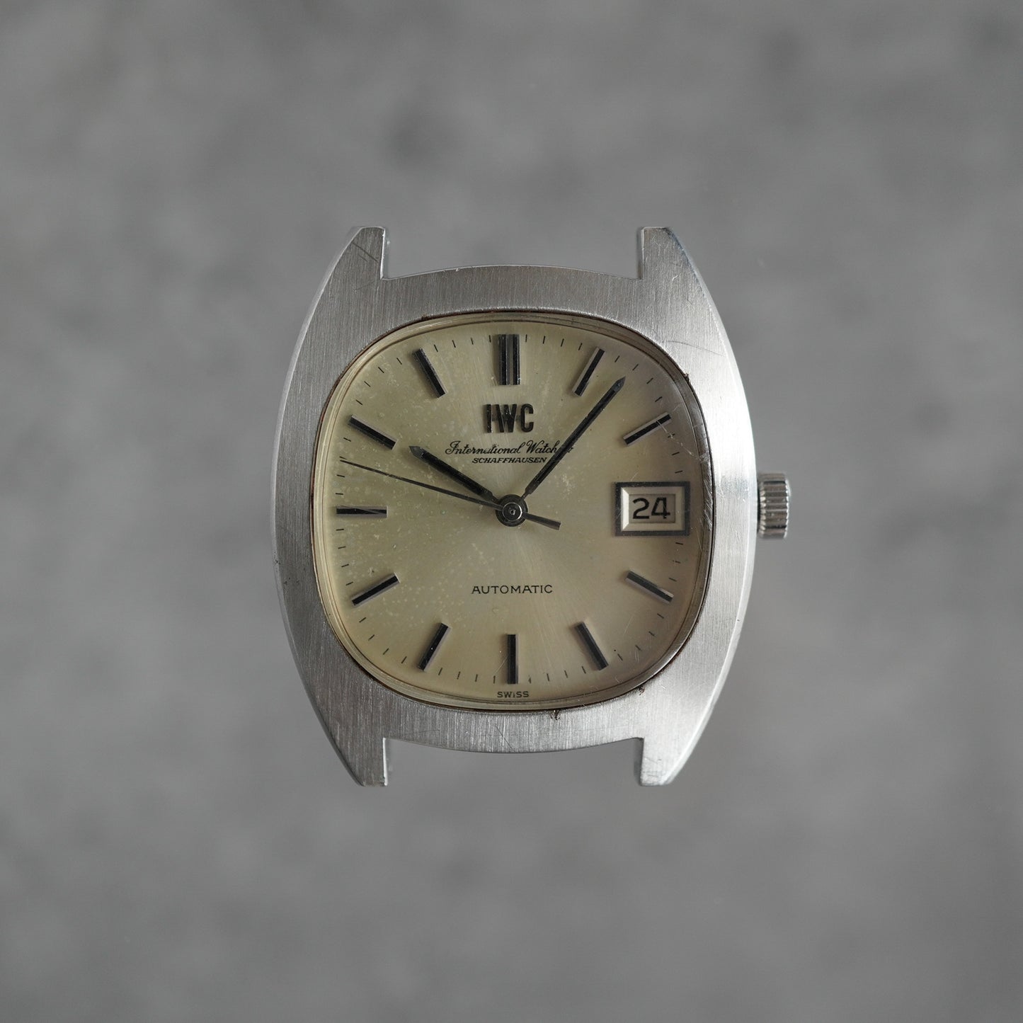 IWC TV Screen Car. 8541B
