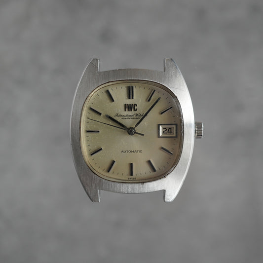 IWC TV Screen Car. 8541B