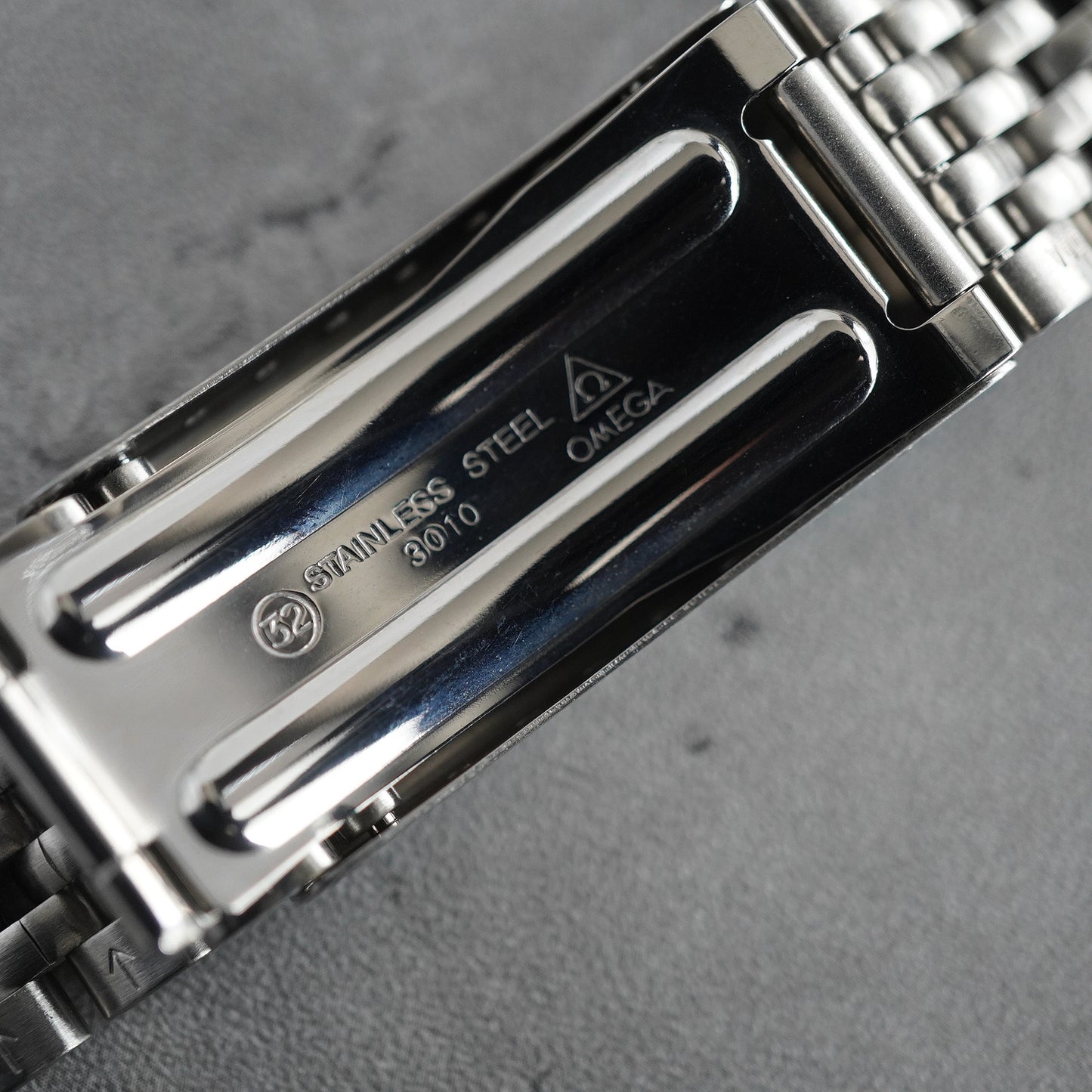 OMEGA BRACELET 020ST3010 000 NOS FF511
