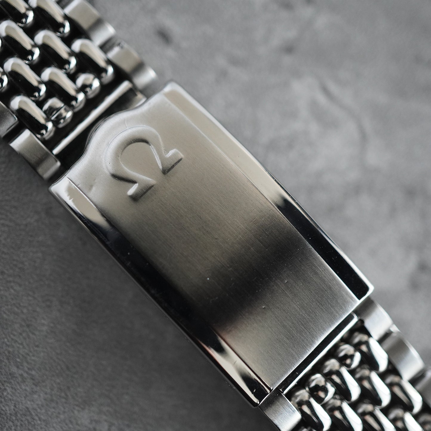 OMEGA BRACELET POLISHING  1036 FF511
